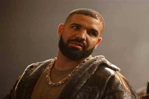 Drake’s Stalker Still Demands $4B Lawsuit Be Heard;  Takes Him Back To Court