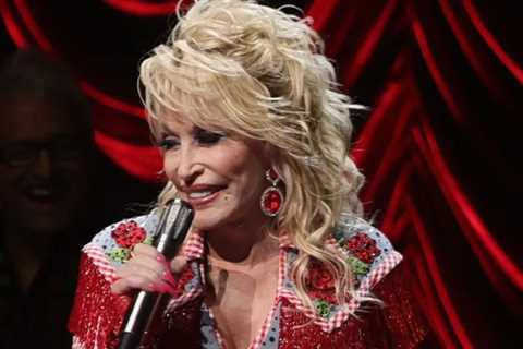 Dolly Parton makes SXSW festival debut during Dollyverse event
