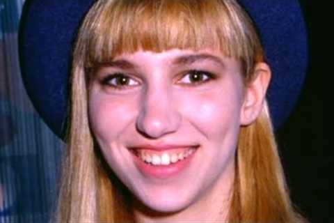 Whatever Happened To ''80s Pop Star Debbie Gibson?
